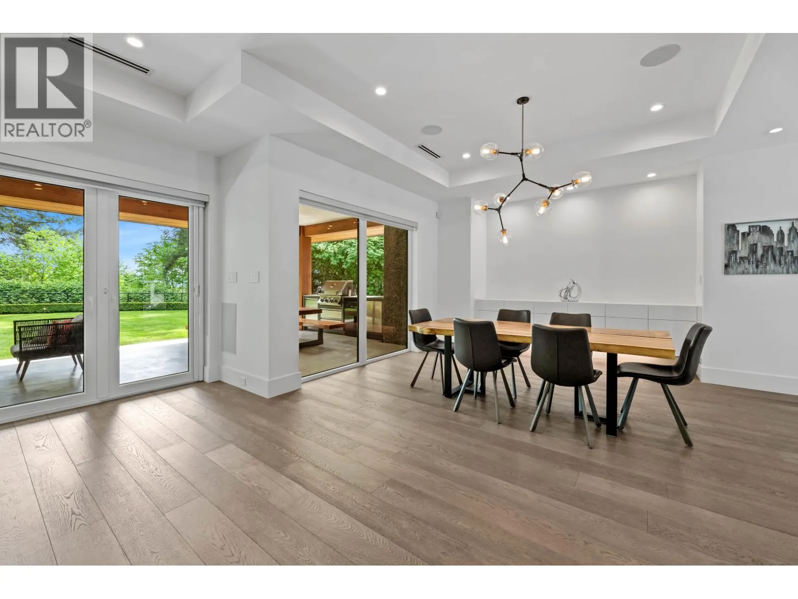 2381 WINDRIDGE DRIVE