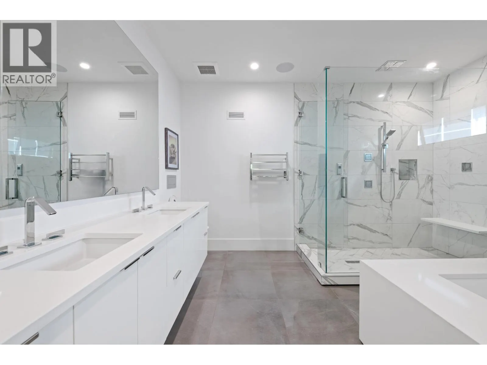 2381 WINDRIDGE DRIVE