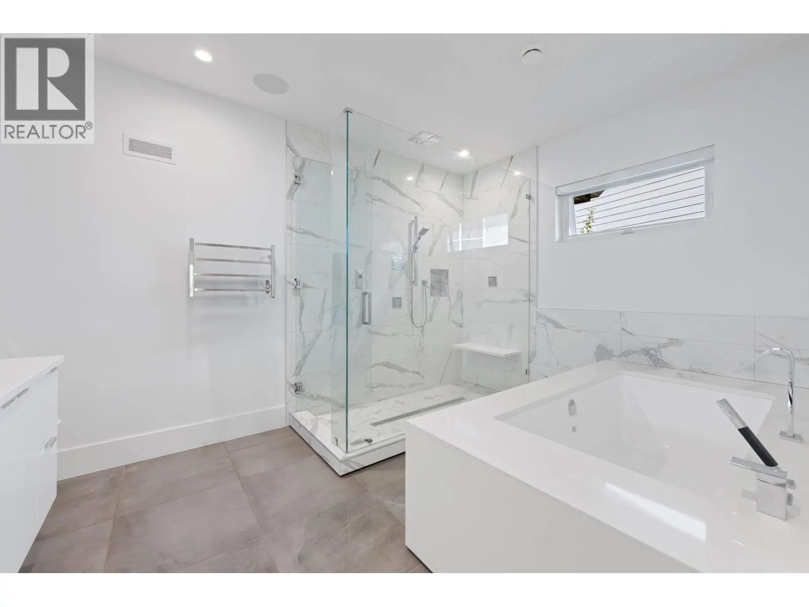 2381 WINDRIDGE DRIVE