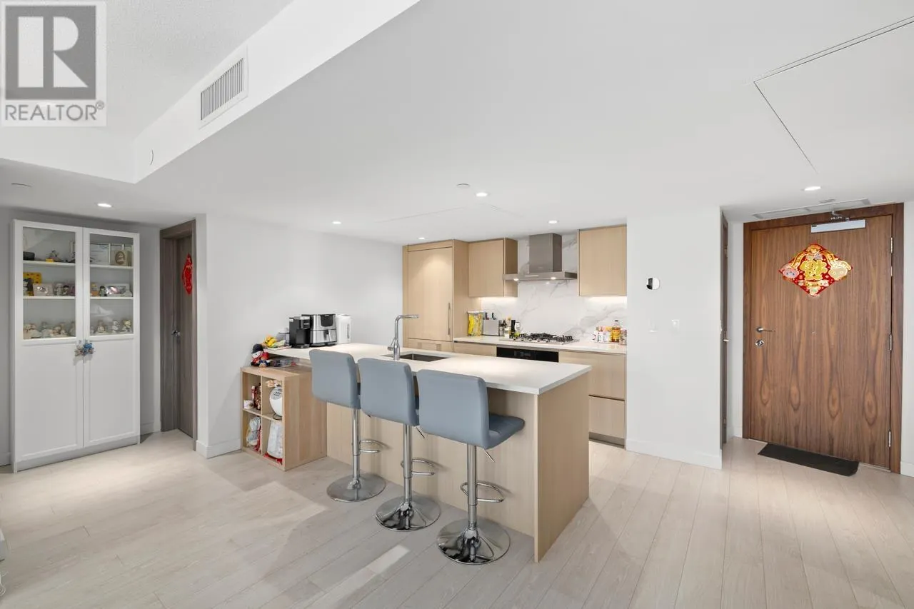1281 8608 HAZELBRIDGE WAY