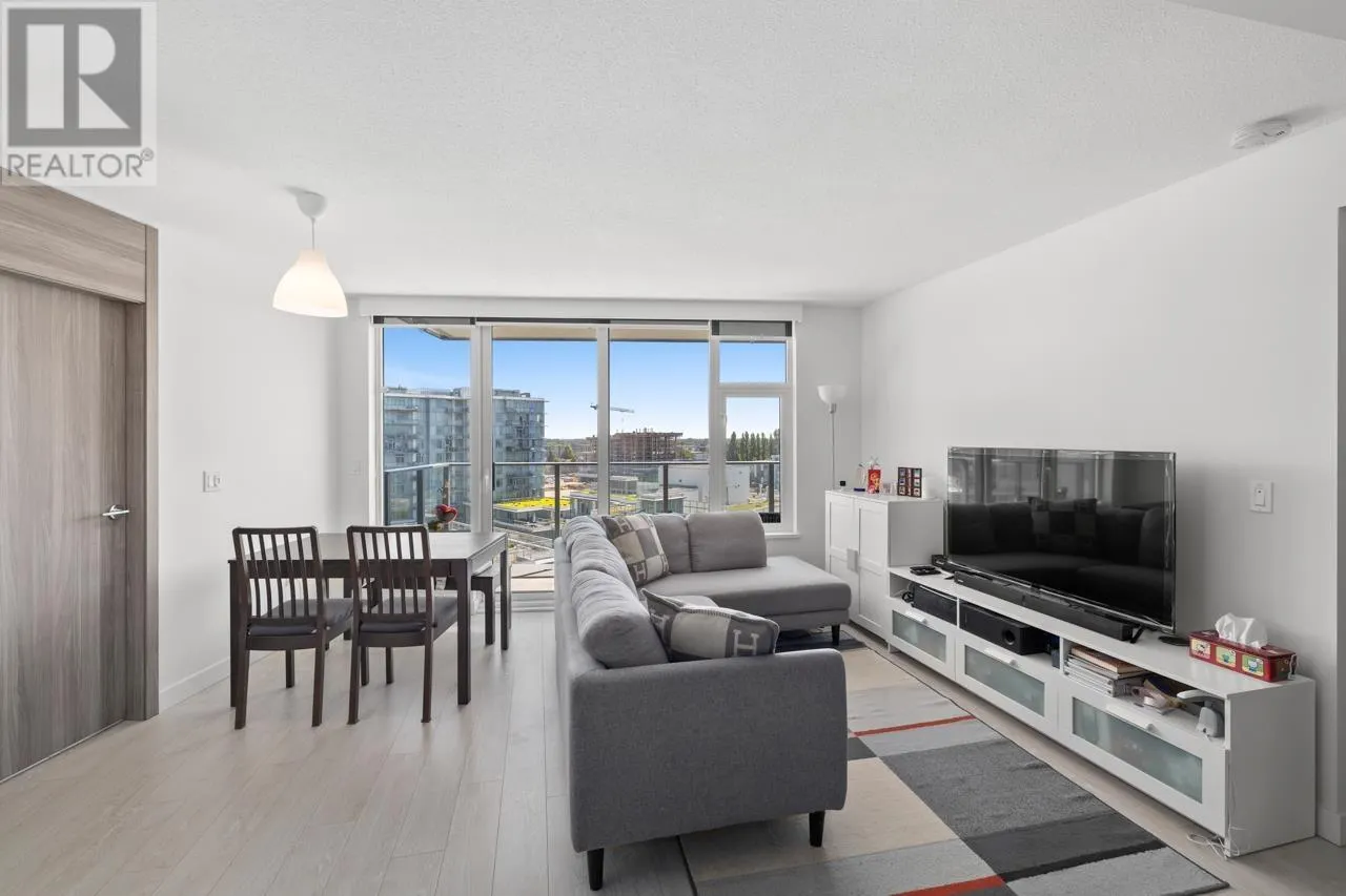 1281 8608 HAZELBRIDGE WAY