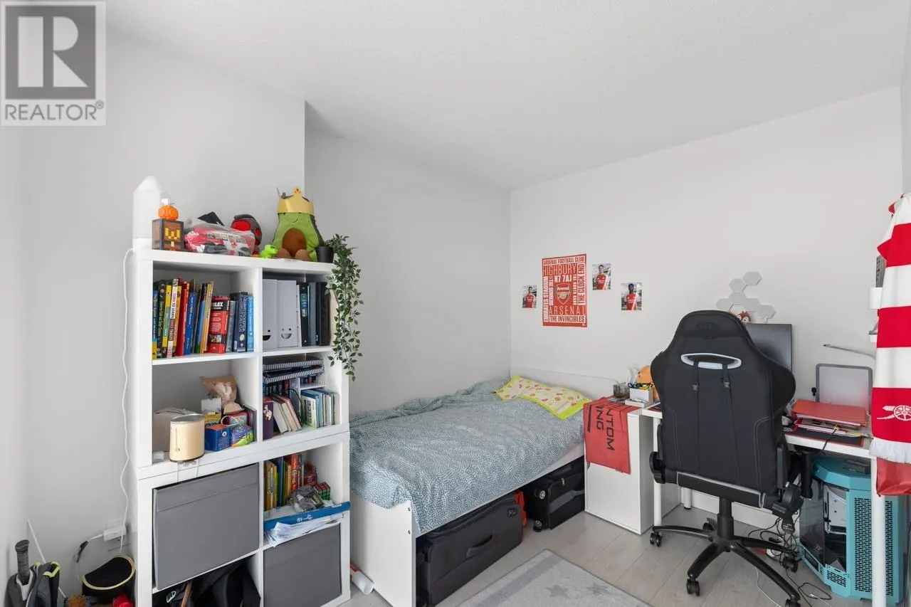 1281 8608 HAZELBRIDGE WAY