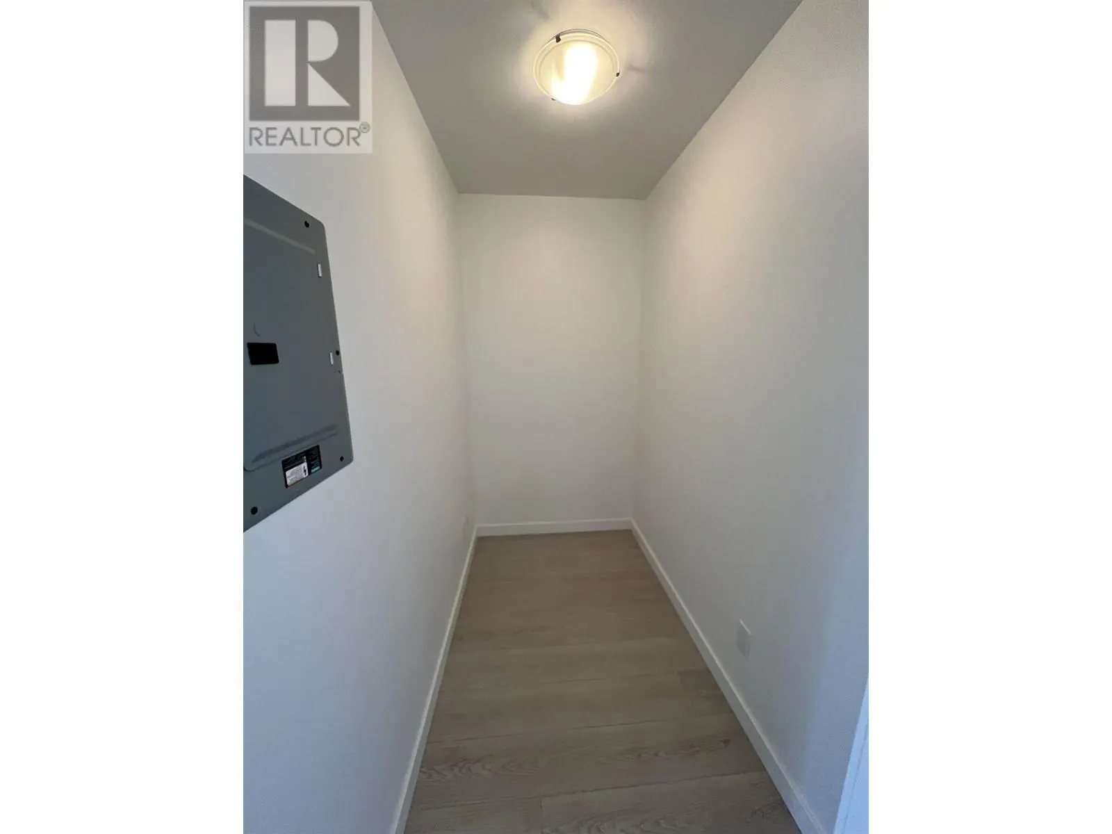 2303 4815 ELDORADO MEWS