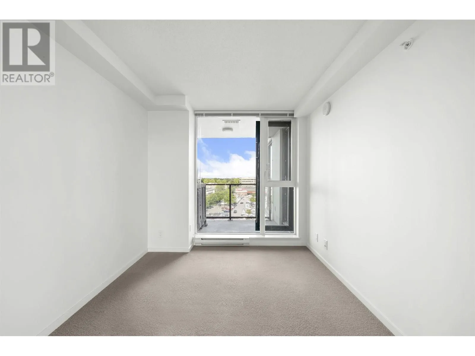 1011 7988 ACKROYD ROAD
