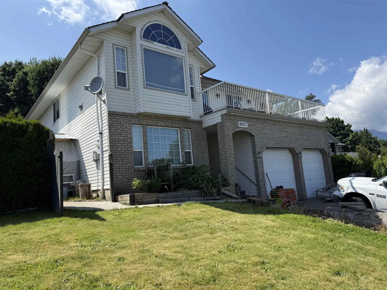8607 SUNRISE DRIVE|Chilliwack Mountain