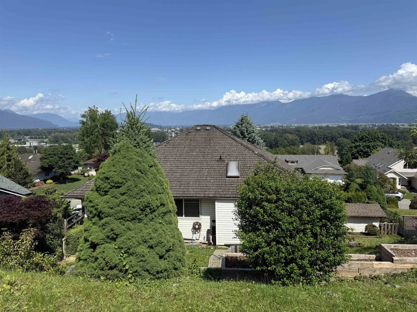 8607 SUNRISE DRIVE|Chilliwack Mountain