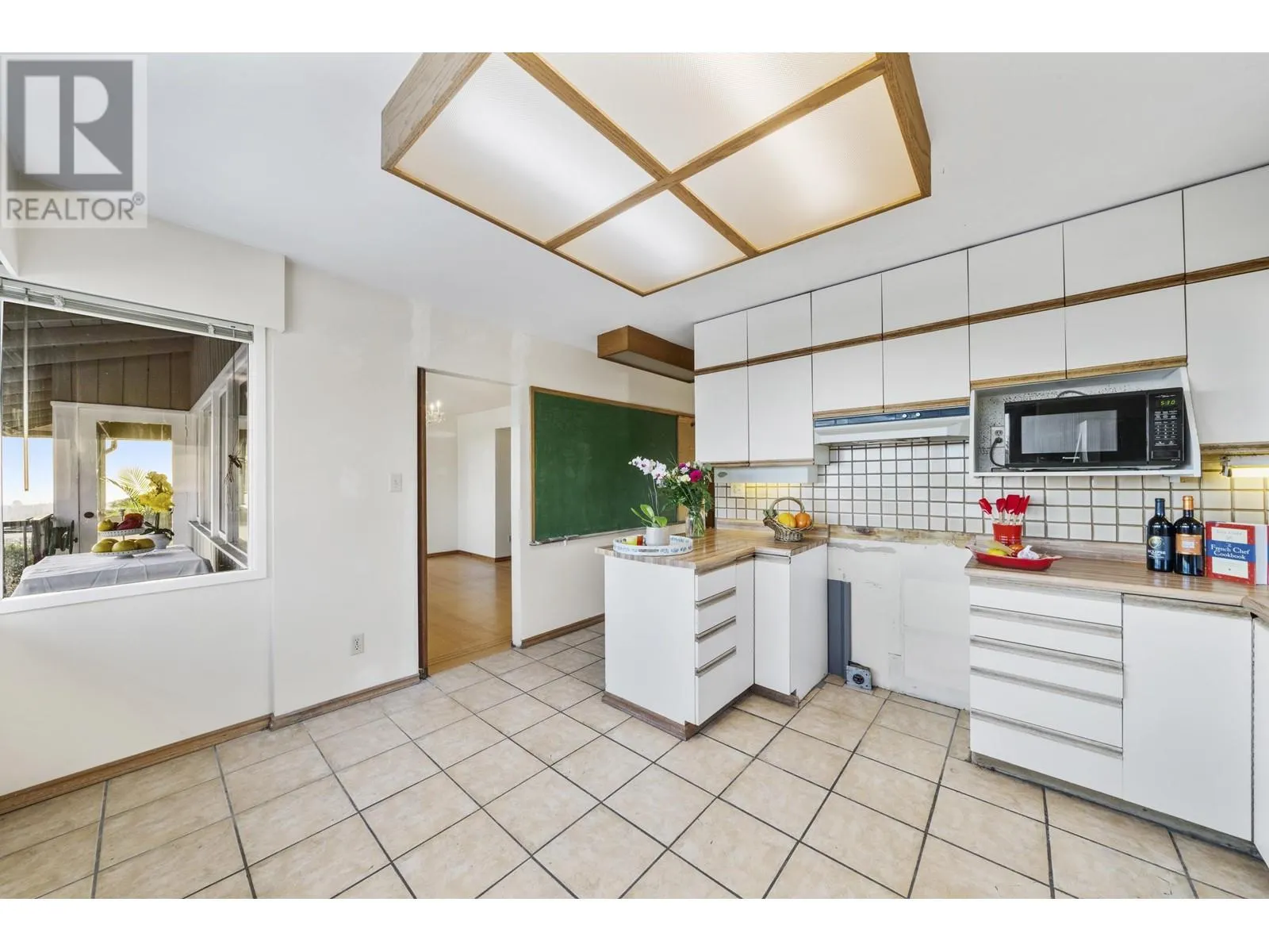 437 E 29TH STREET