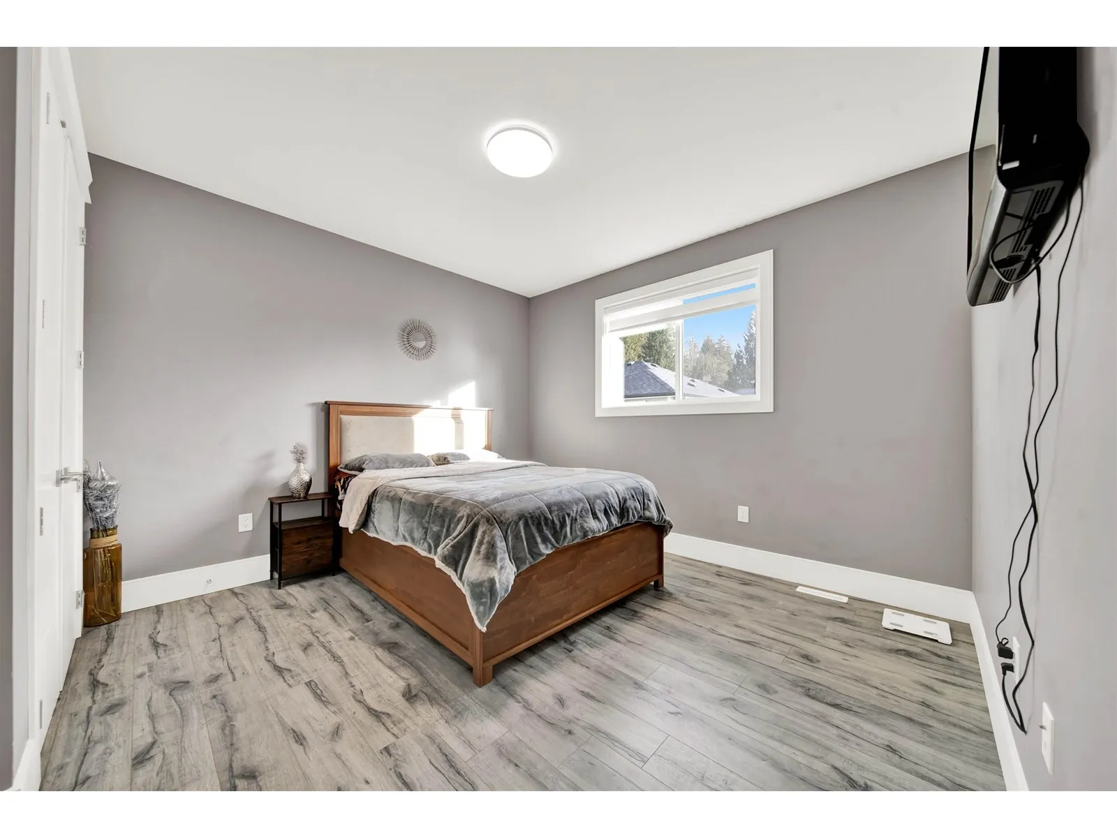 38 4217 OLD CLAYBURN ROAD