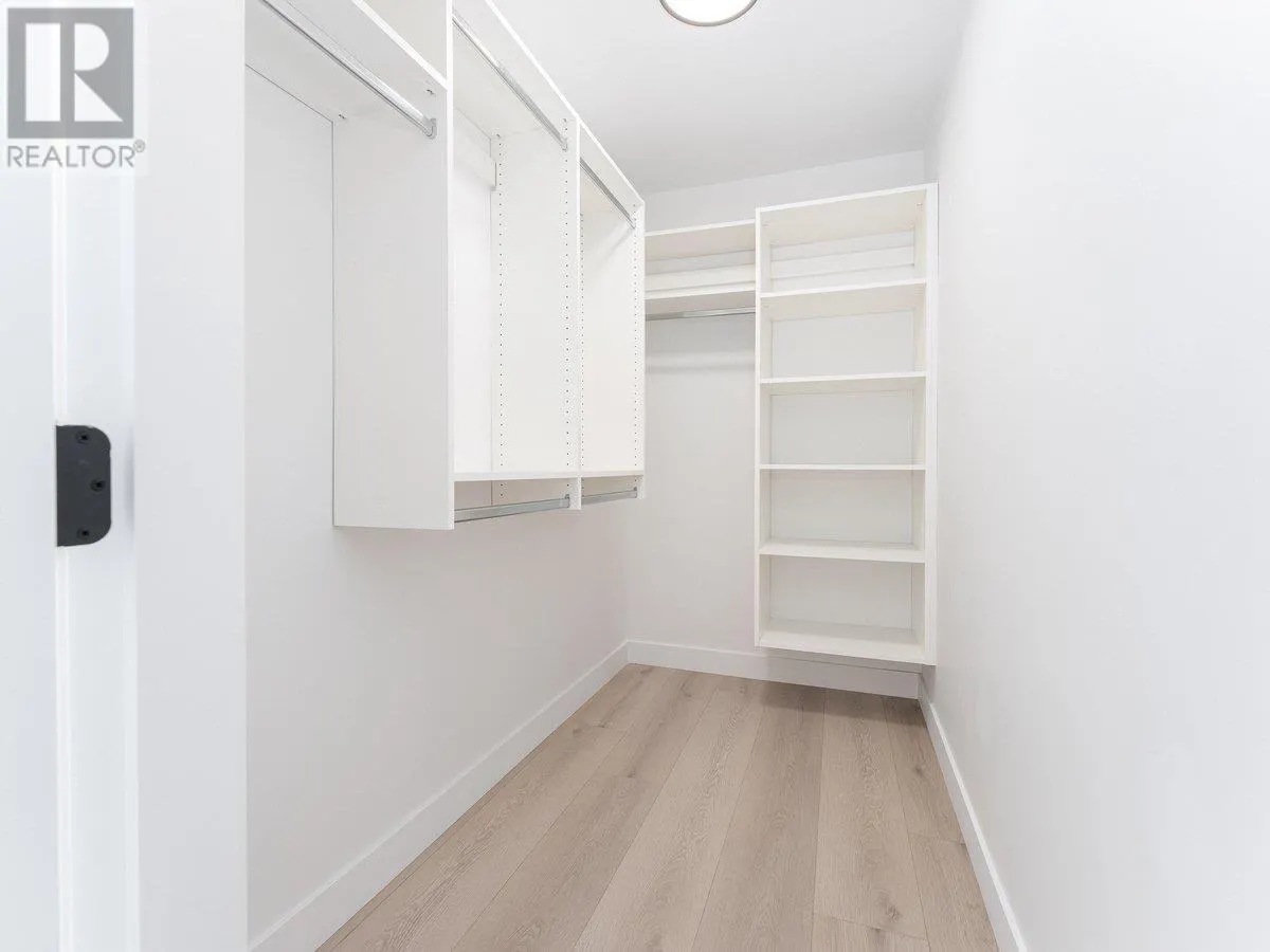 206 9151 NO. 5 ROAD