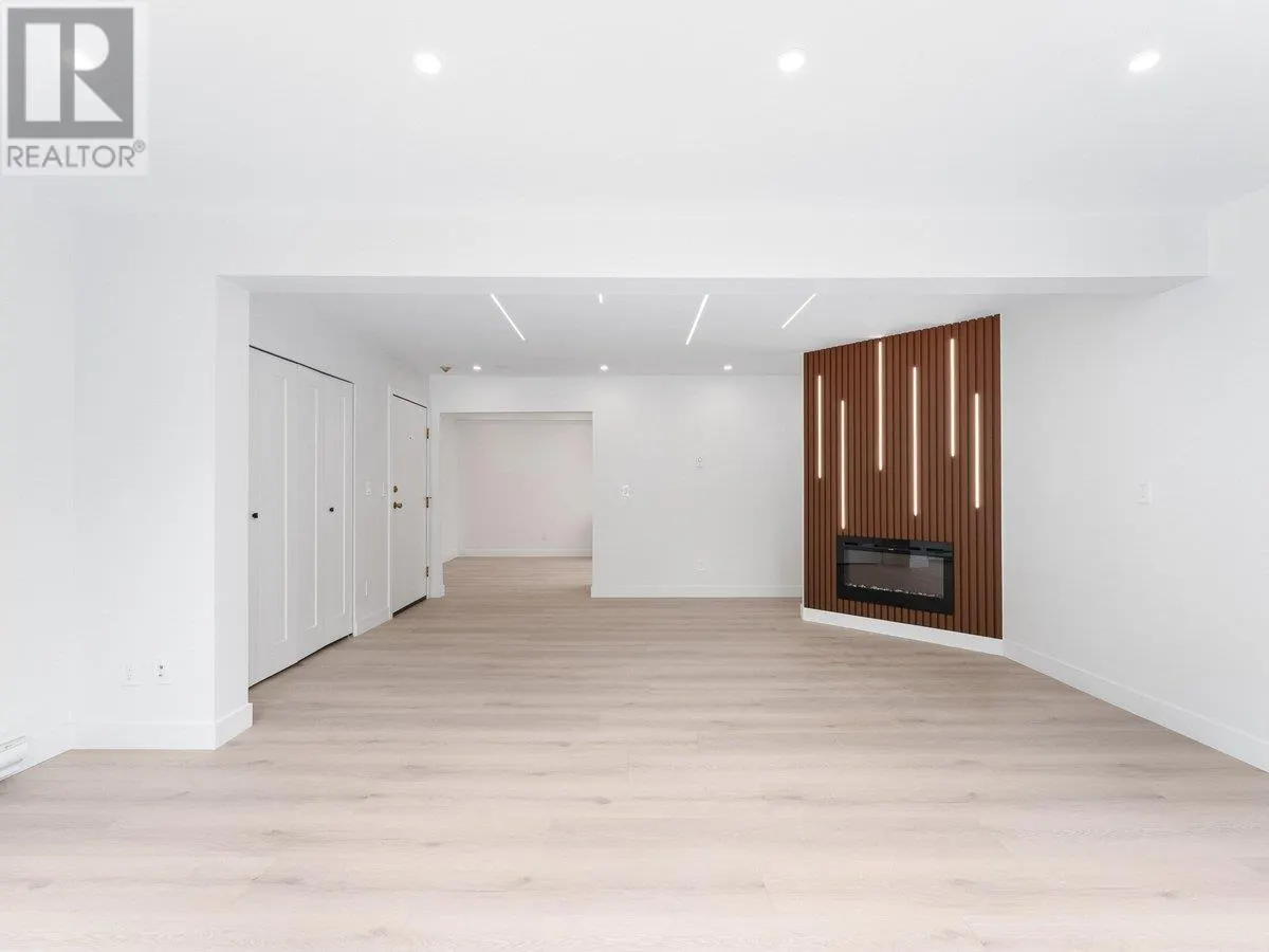 206 9151 NO. 5 ROAD