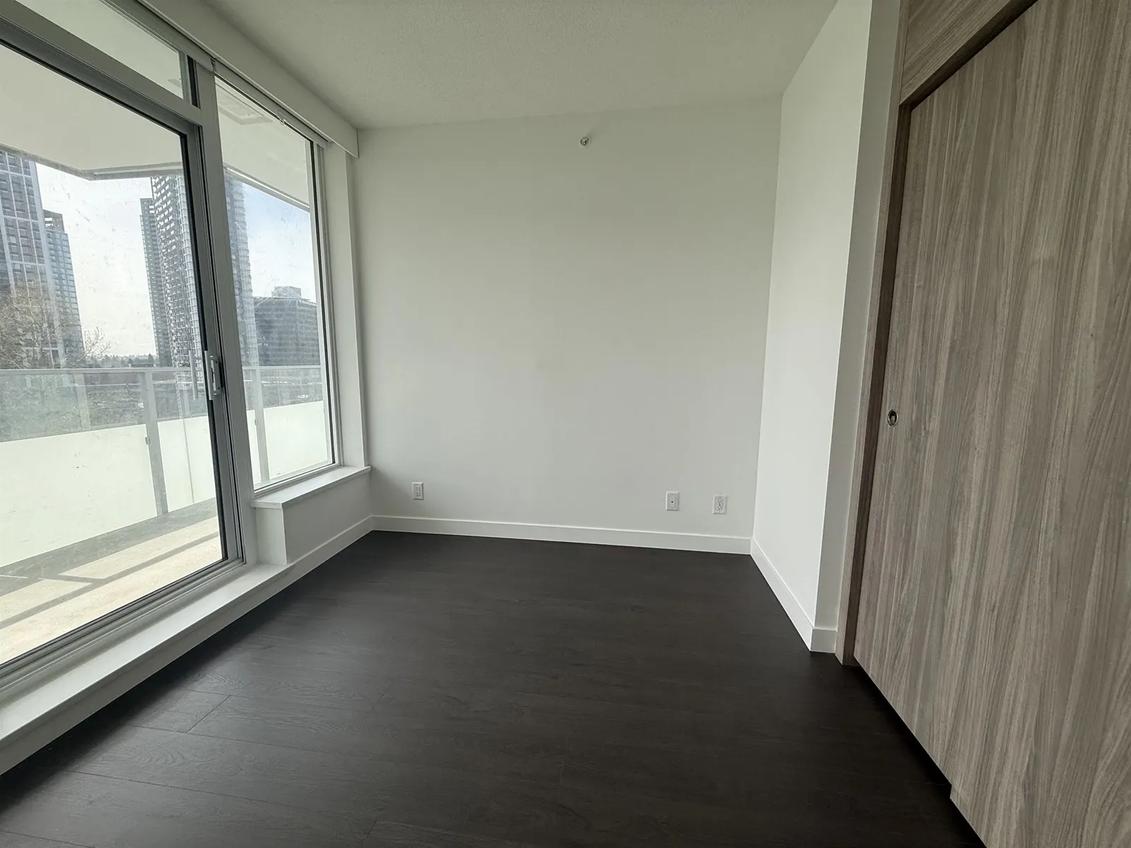 807 13768 100 AVENUE