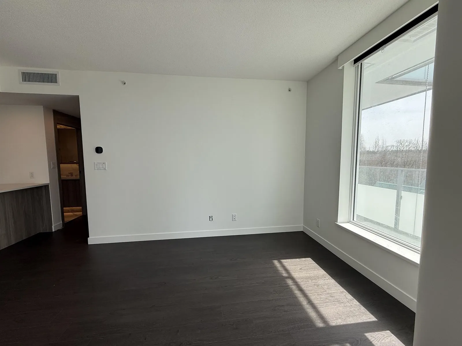807 13768 100 AVENUE