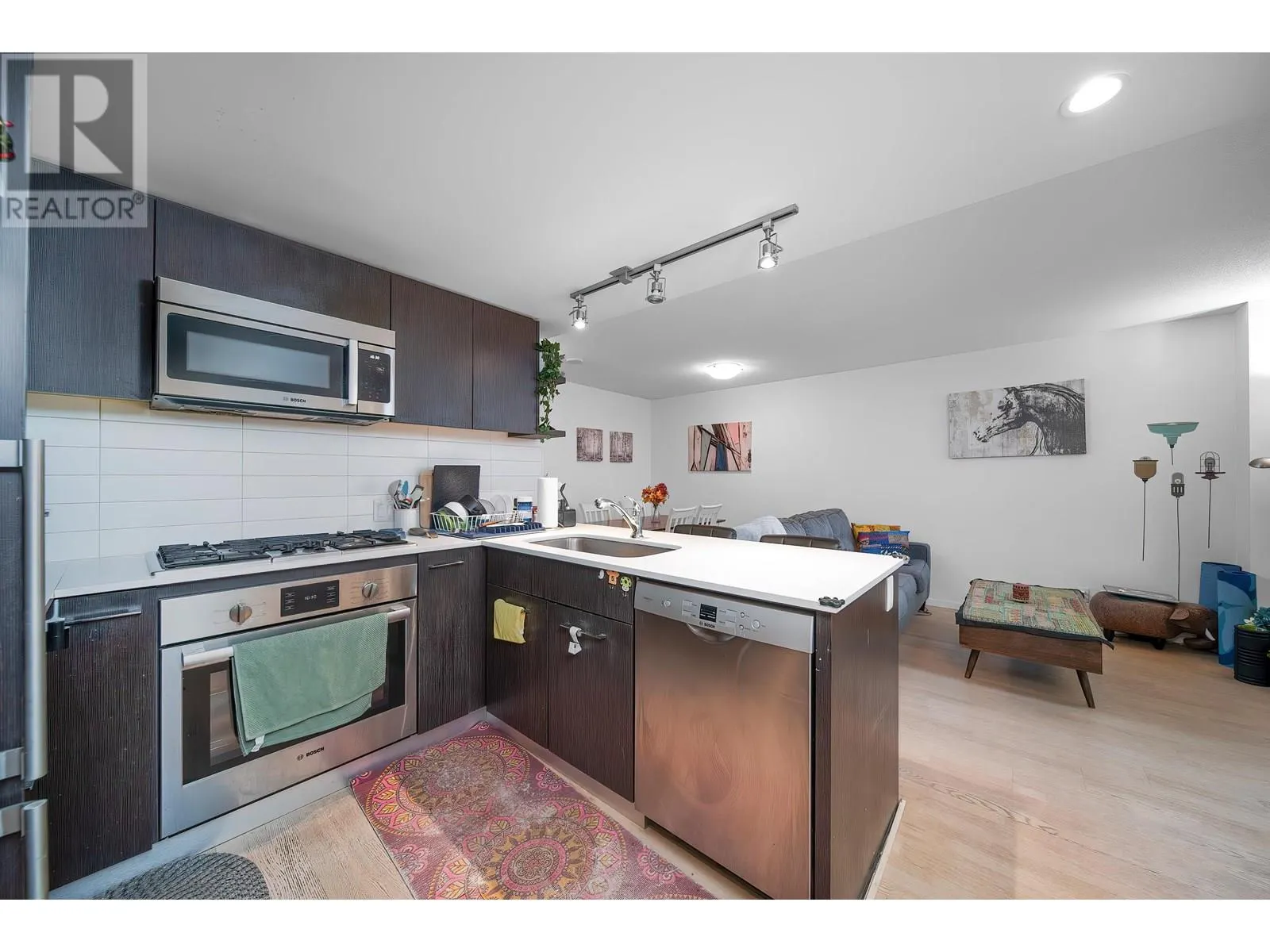 1509 7888 ACKROYD ROAD