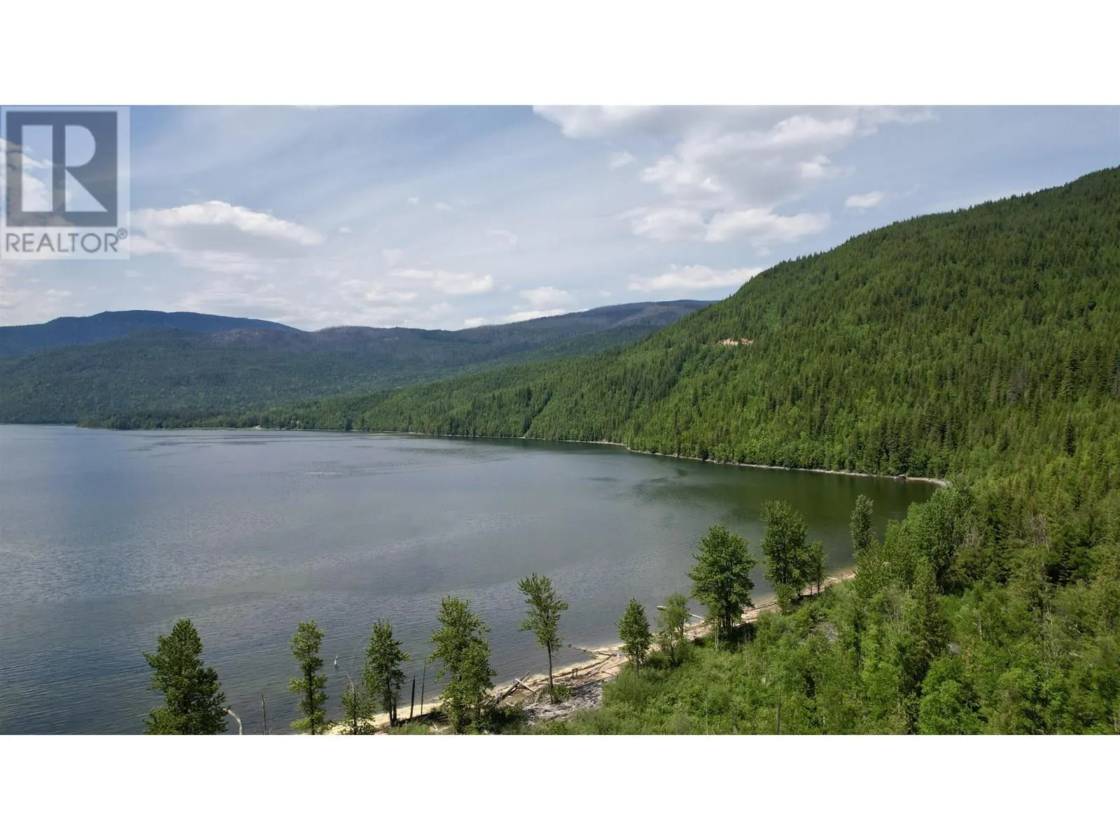 DL 5192 EAST ARM QUESNEL LAKE