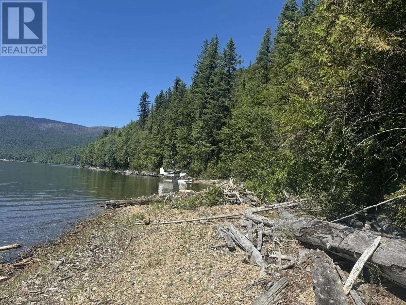 DL 5192 EAST ARM QUESNEL LAKE