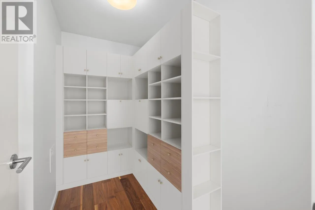 1505 8555 GRANVILLE STREET