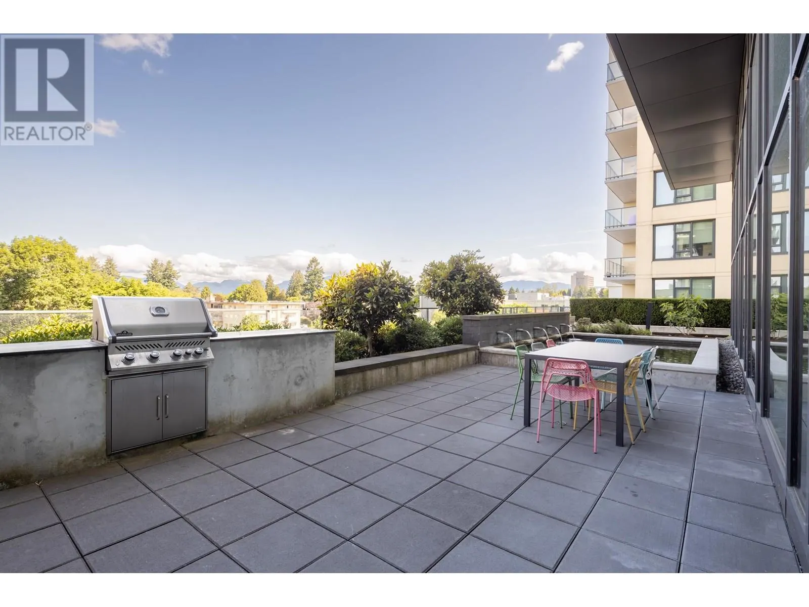 1210 7388 KINGSWAY