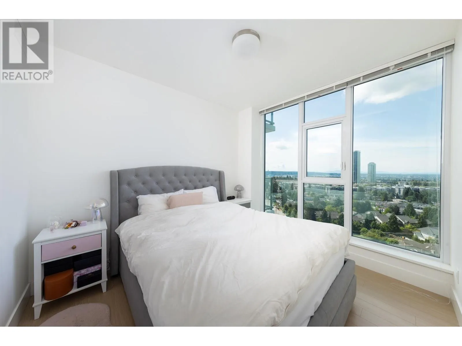 1210 7388 KINGSWAY