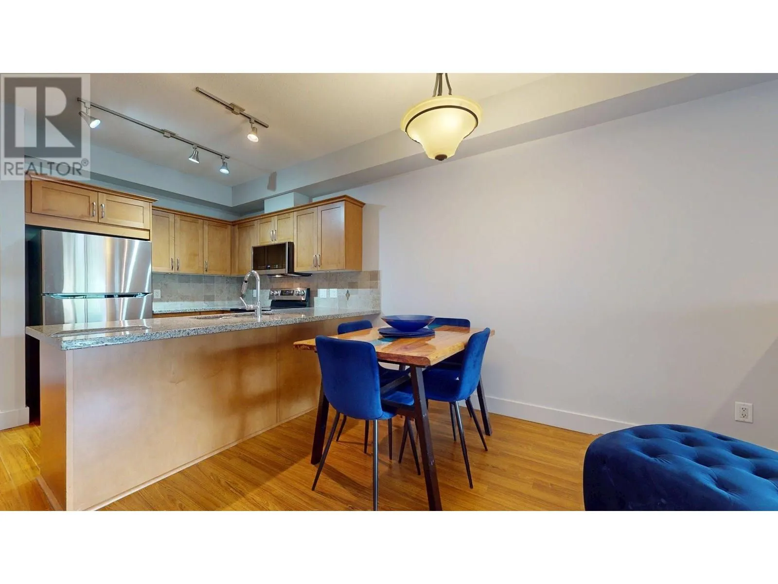 214 1336 MAIN STREET