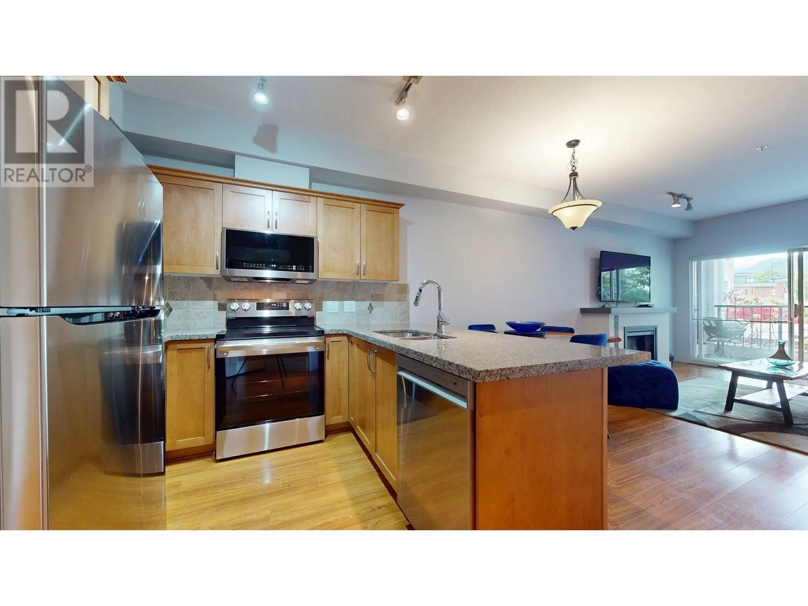 214 1336 MAIN STREET