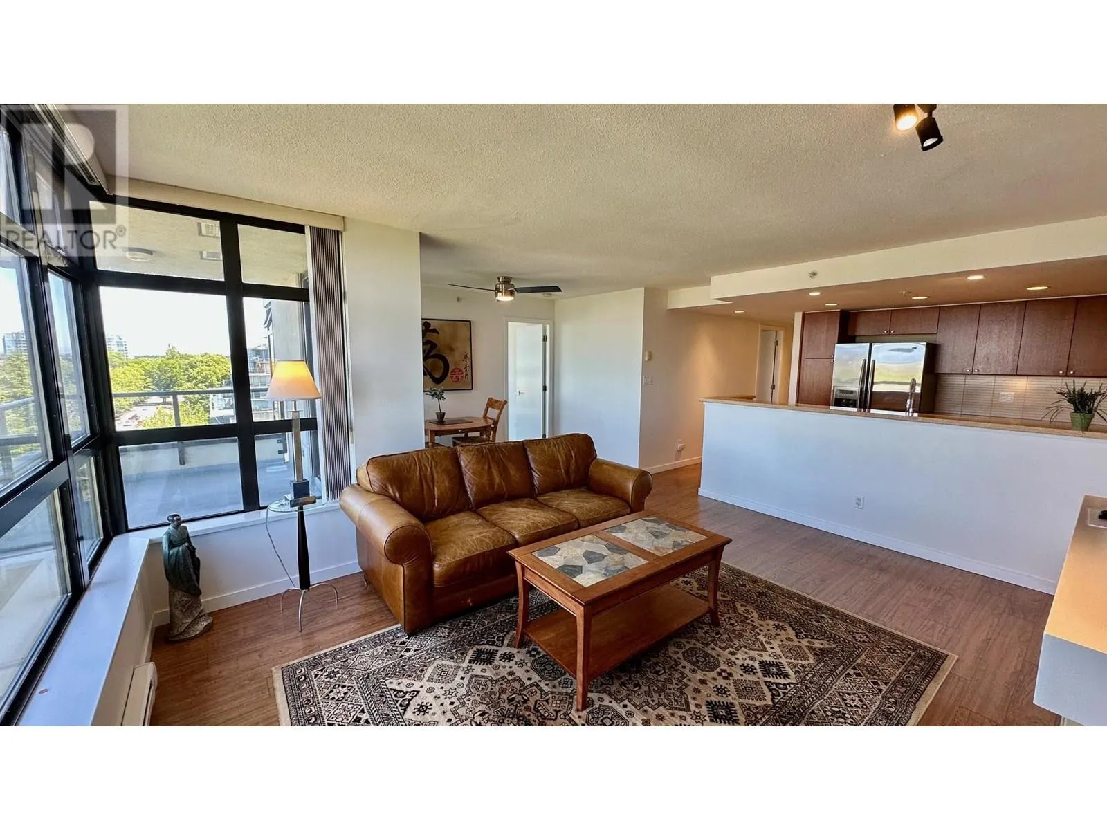 902 8160 LANSDOWNE ROAD