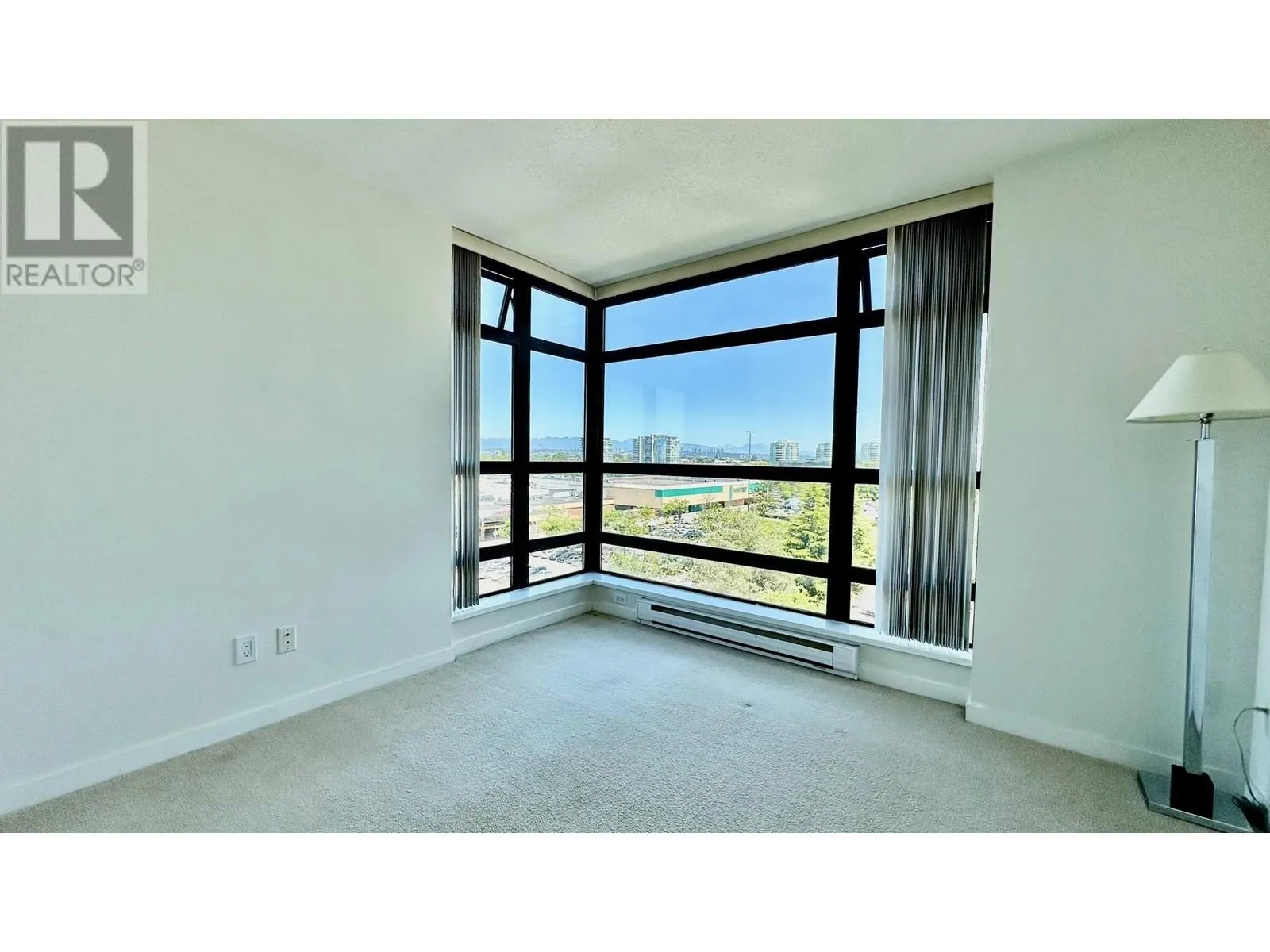 902 8160 LANSDOWNE ROAD