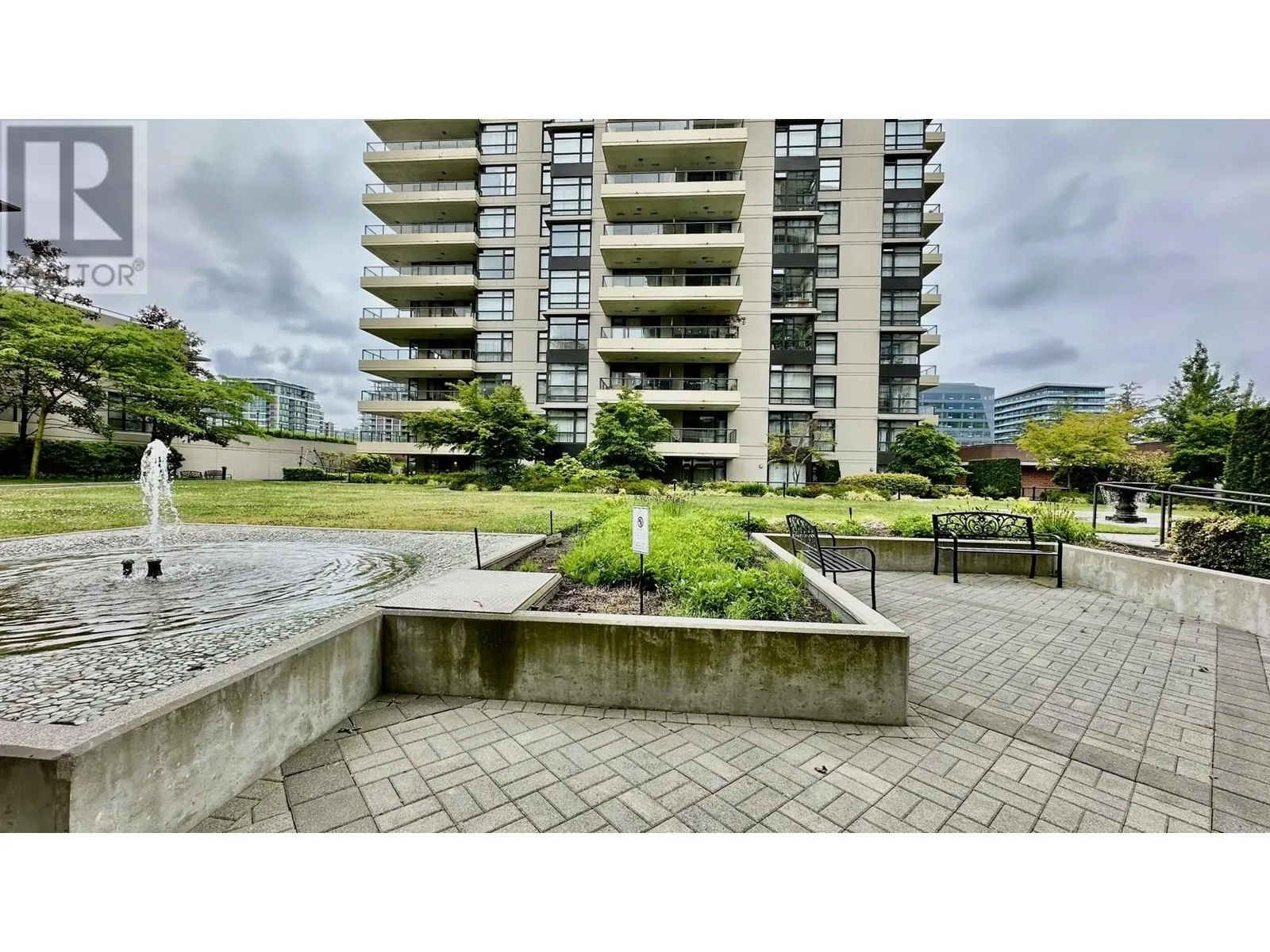 902 8160 LANSDOWNE ROAD