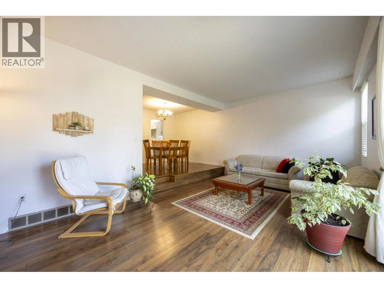 2 19022 119B AVENUE