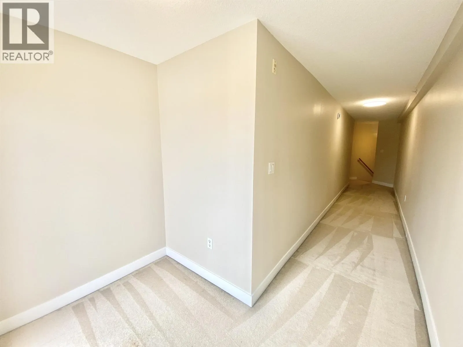 416 19673 MEADOW GARDENS WAY