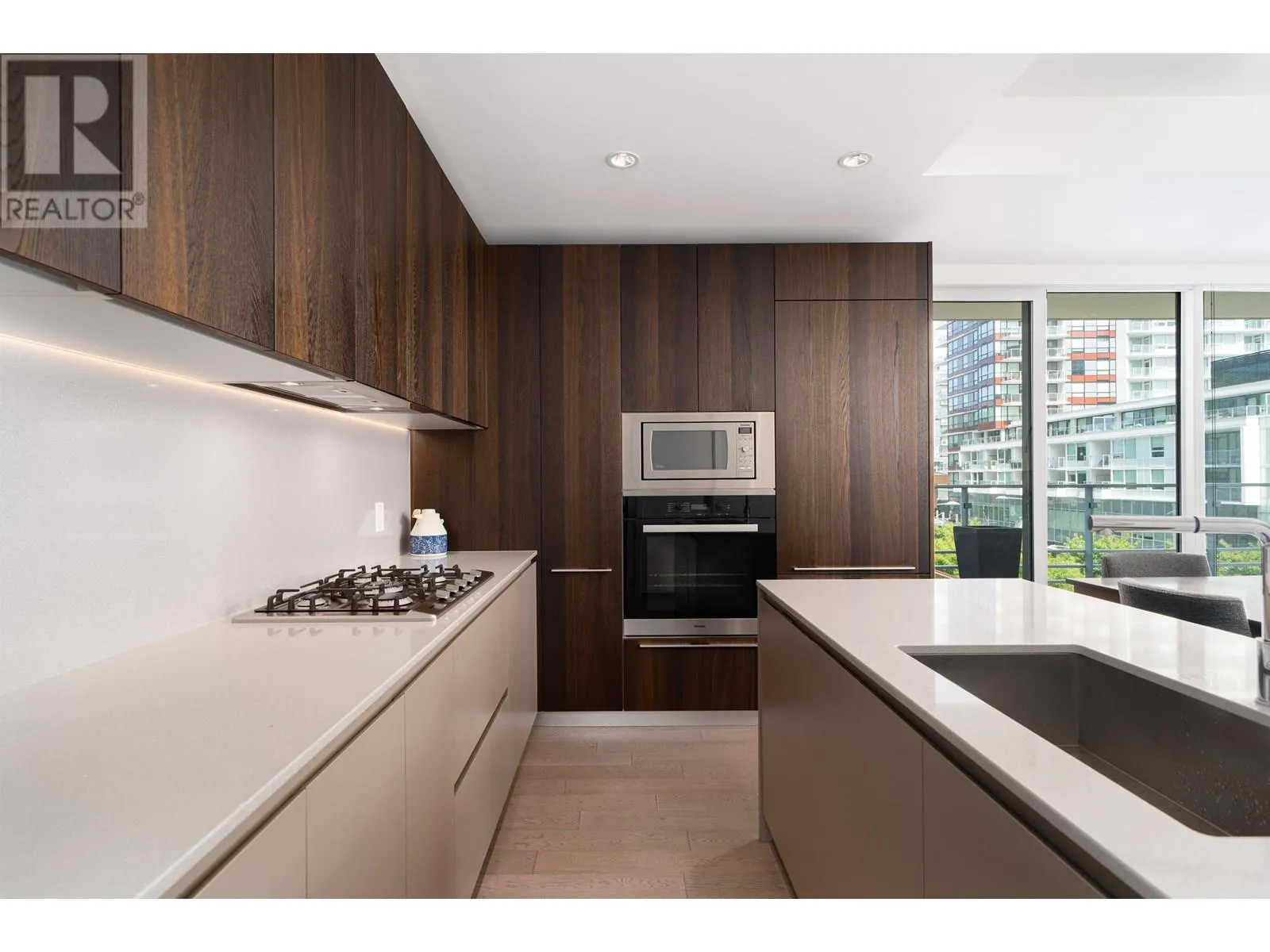 310 6622 PEARSON WAY