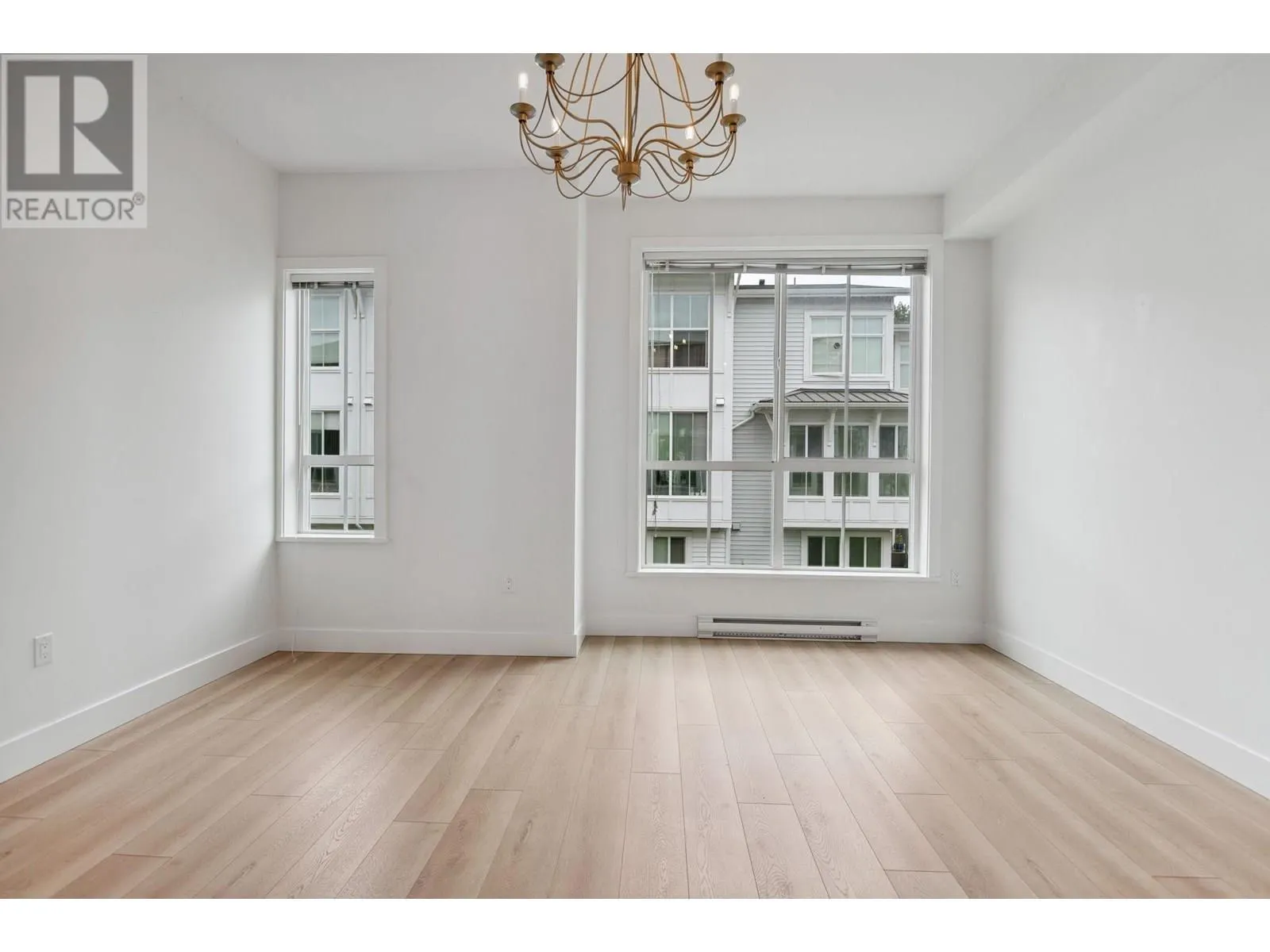 68 4638 ORCA WAY