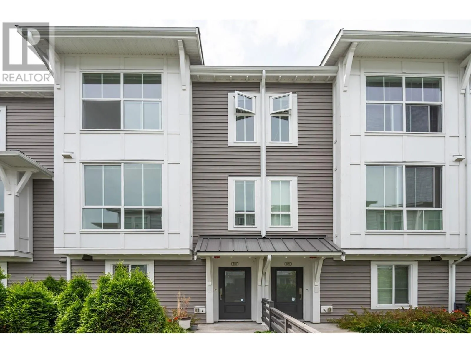 68 4638 ORCA WAY