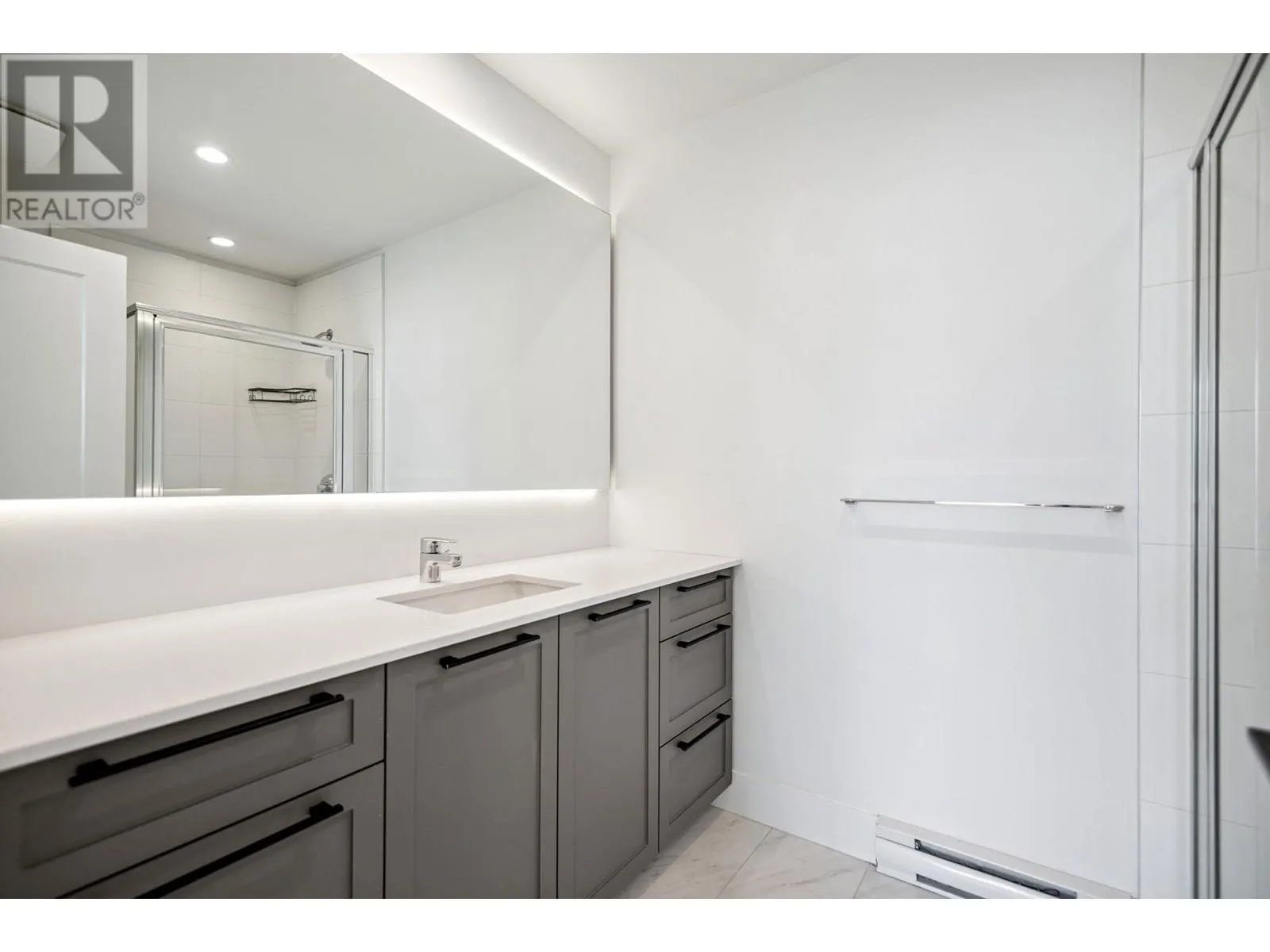 68 4638 ORCA WAY