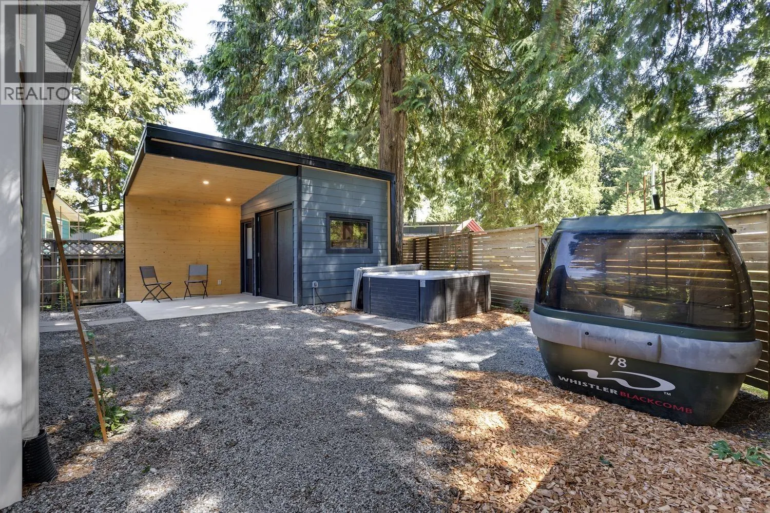 232 1830 MAMQUAM ROAD