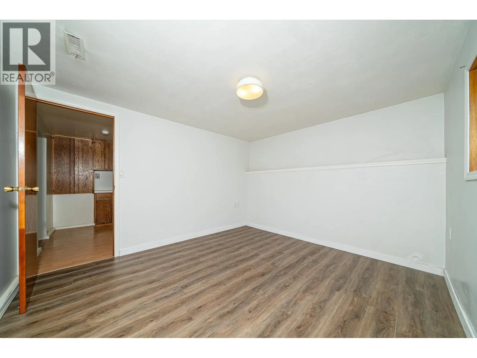 432 W 25TH STREET