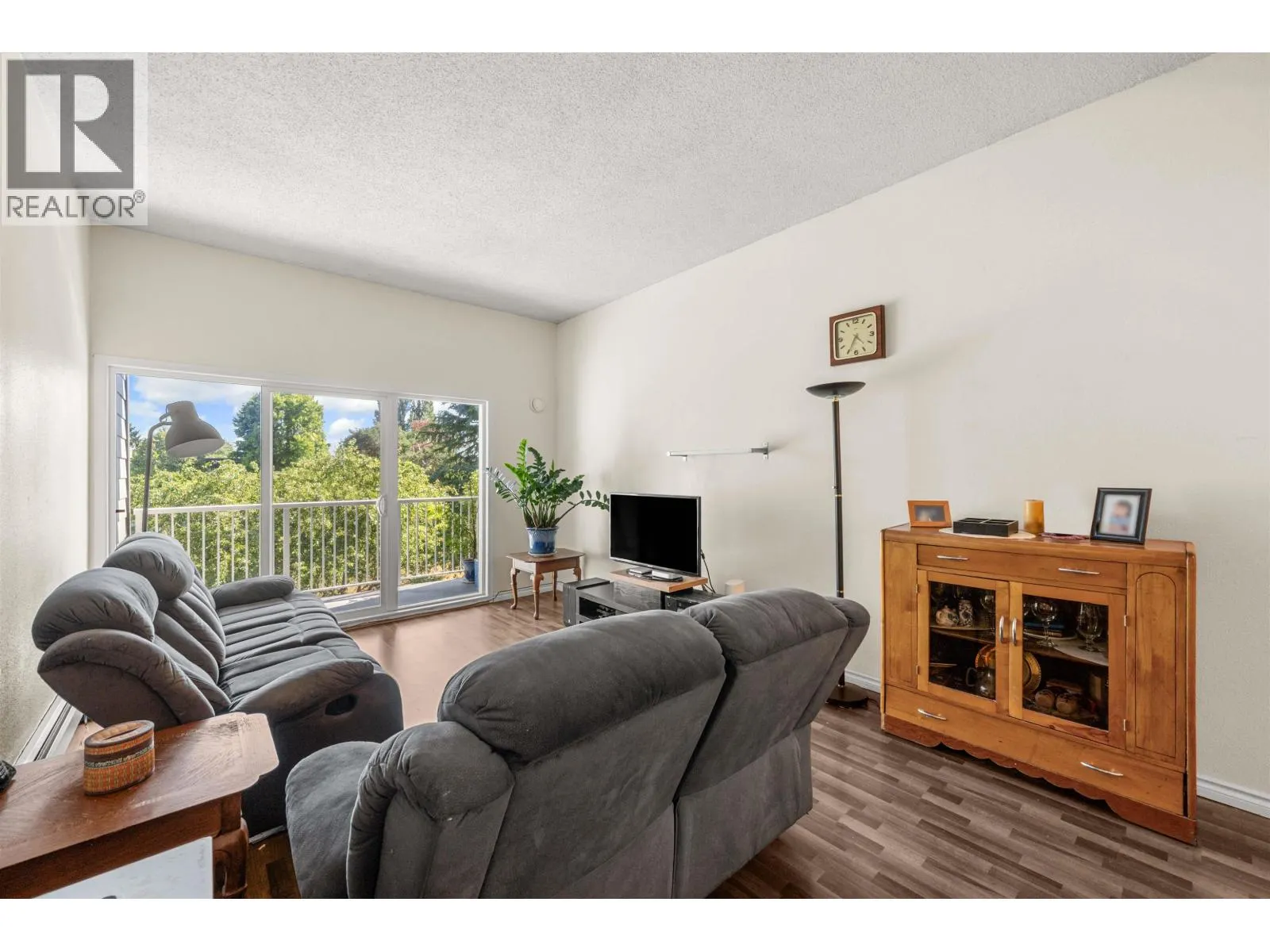 312 3451 SPRINGFIELD DRIVE