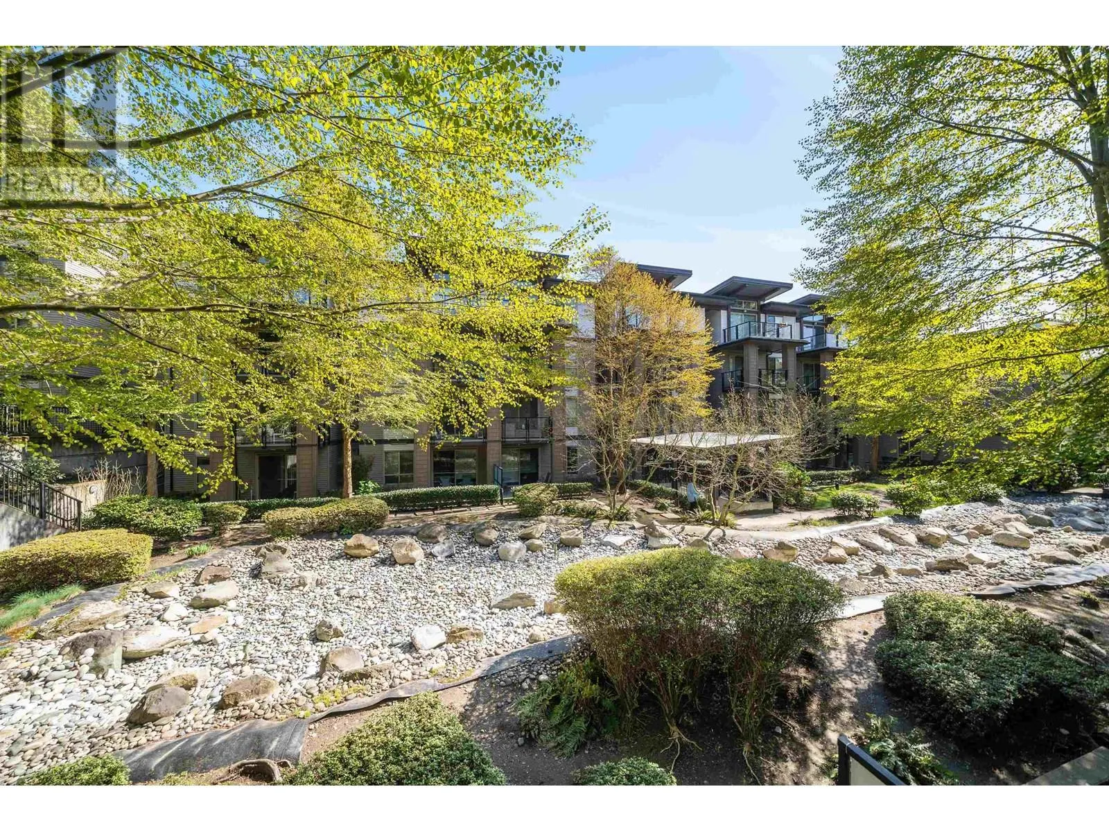 212 7478 BYRNEPARK WALK