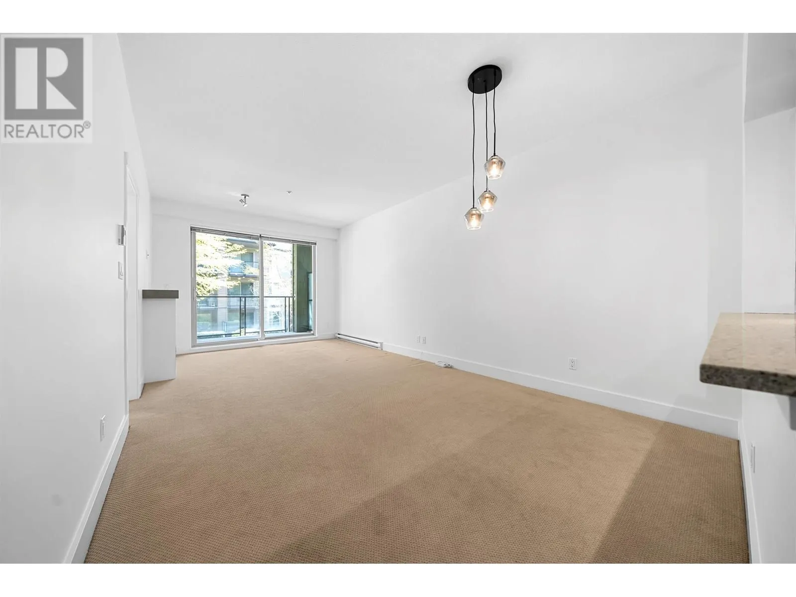 212 7478 BYRNEPARK WALK