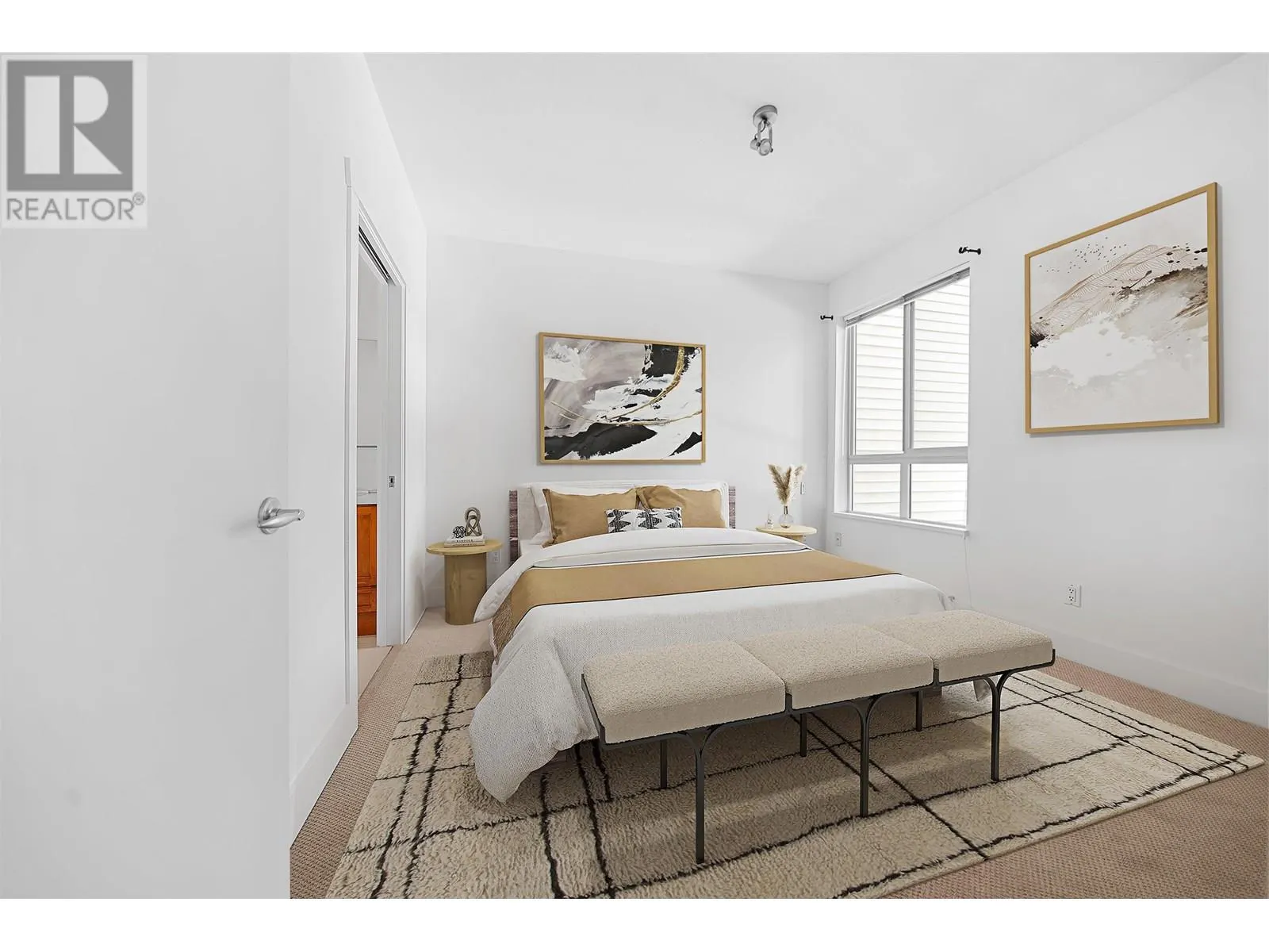 212 7478 BYRNEPARK WALK