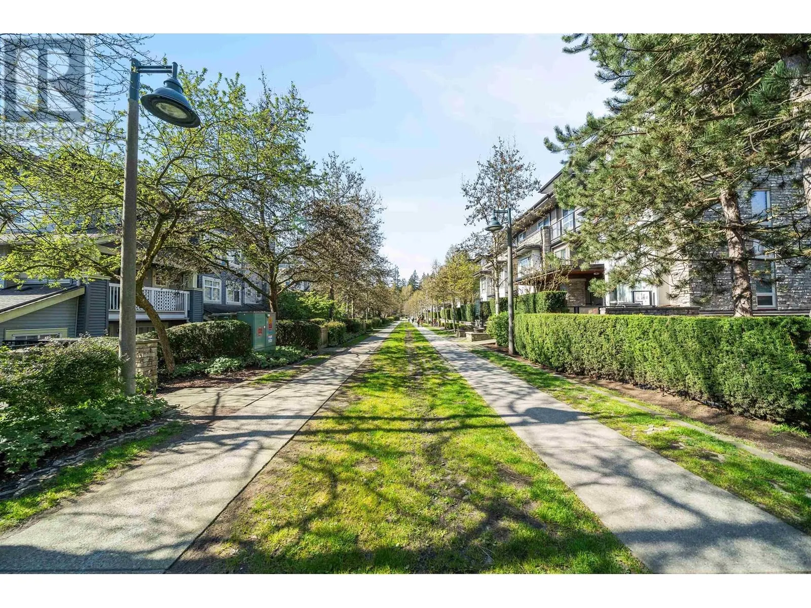 212 7478 BYRNEPARK WALK