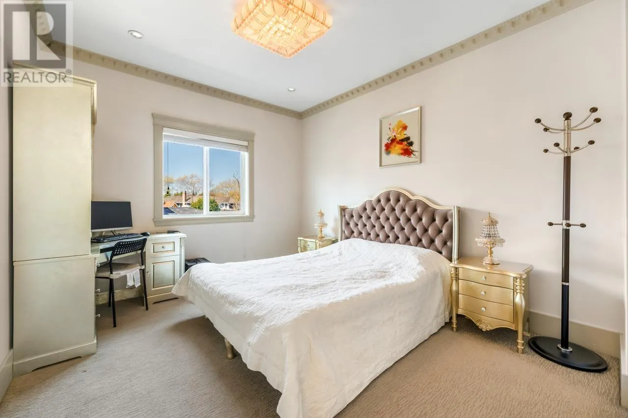 8511 SUNNYWOOD DRIVE
