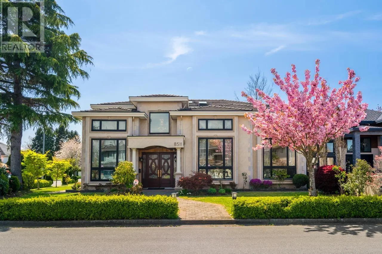 8511 SUNNYWOOD DRIVE