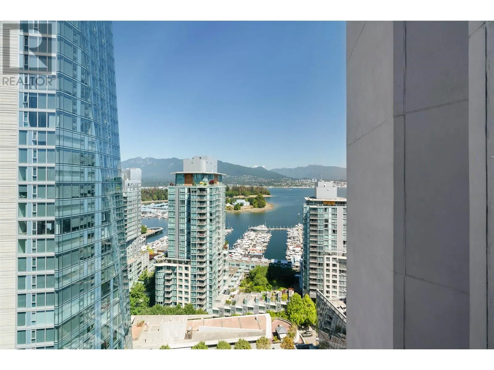 1801 1415 W GEORGIA STREET