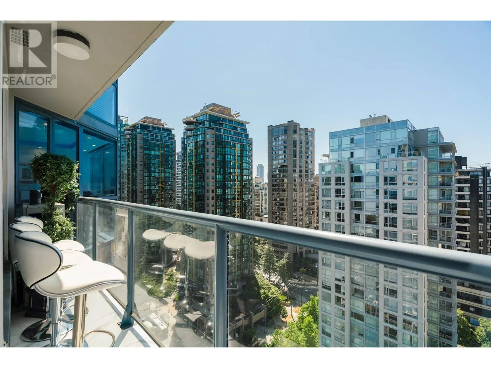 1801 1415 W GEORGIA STREET