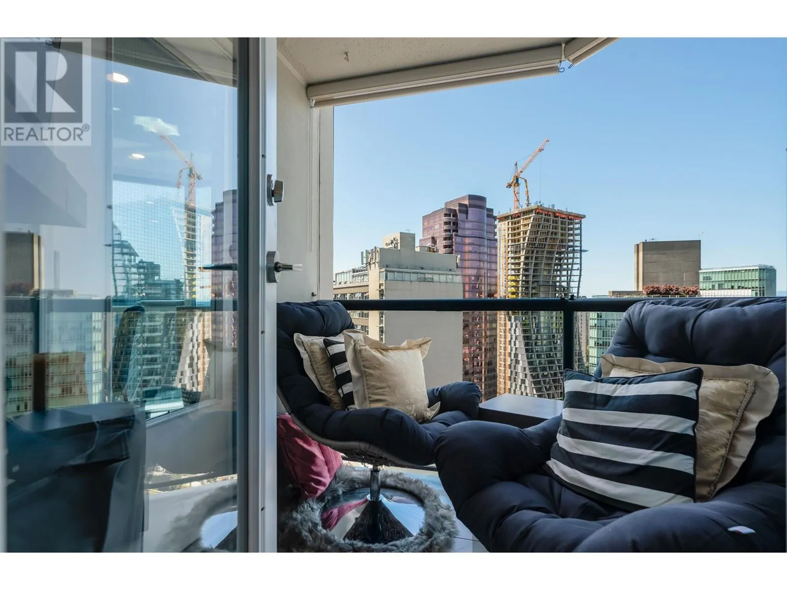 1801 1415 W GEORGIA STREET
