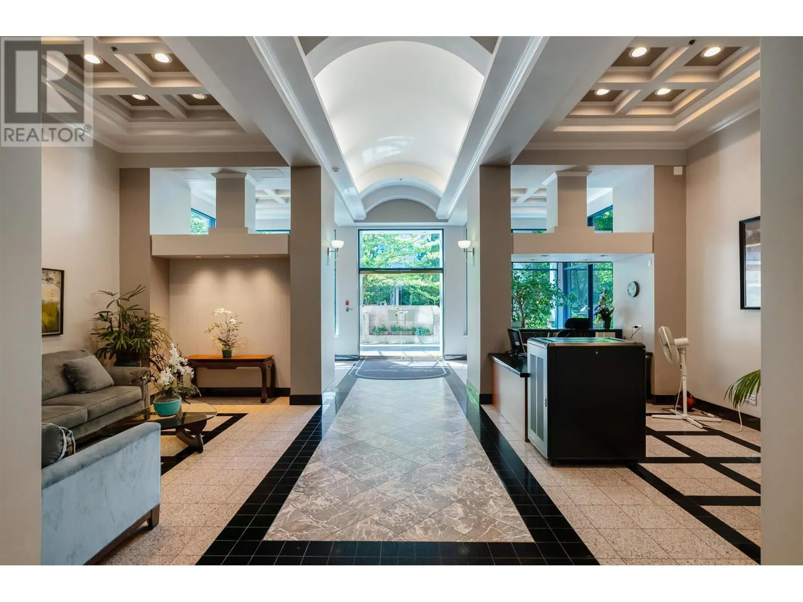 1801 1415 W GEORGIA STREET