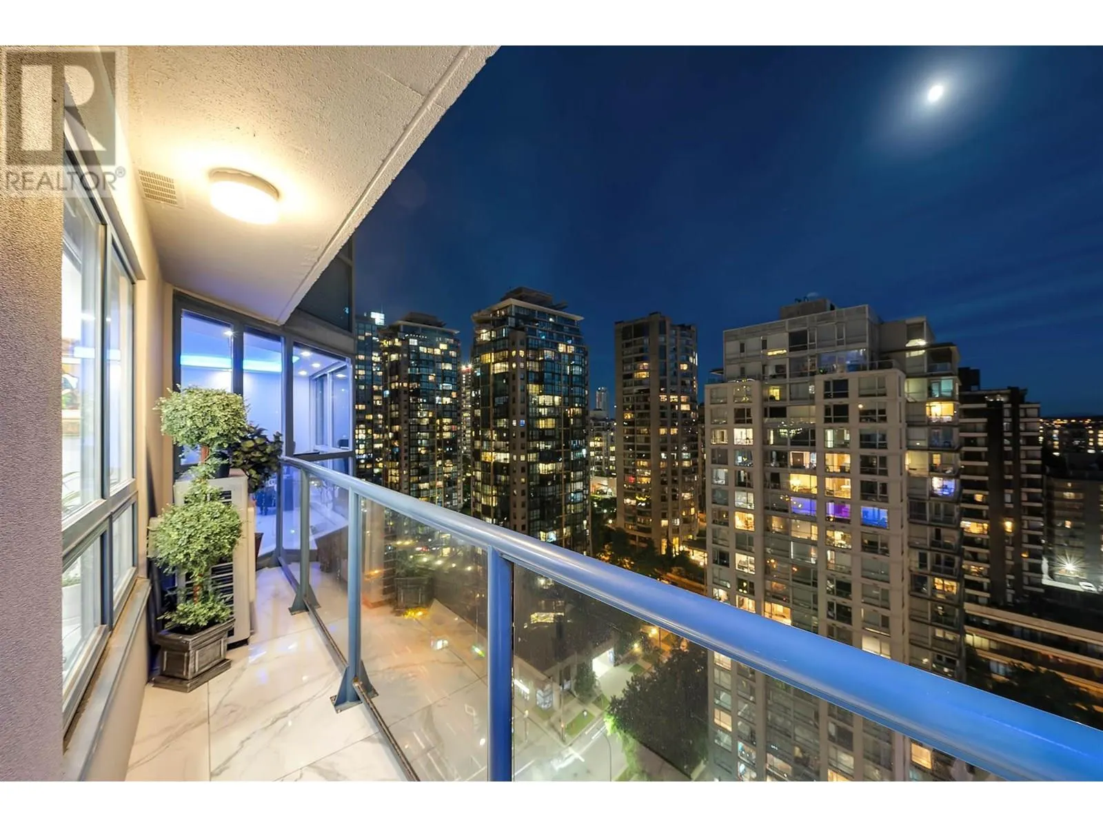 1801 1415 W GEORGIA STREET