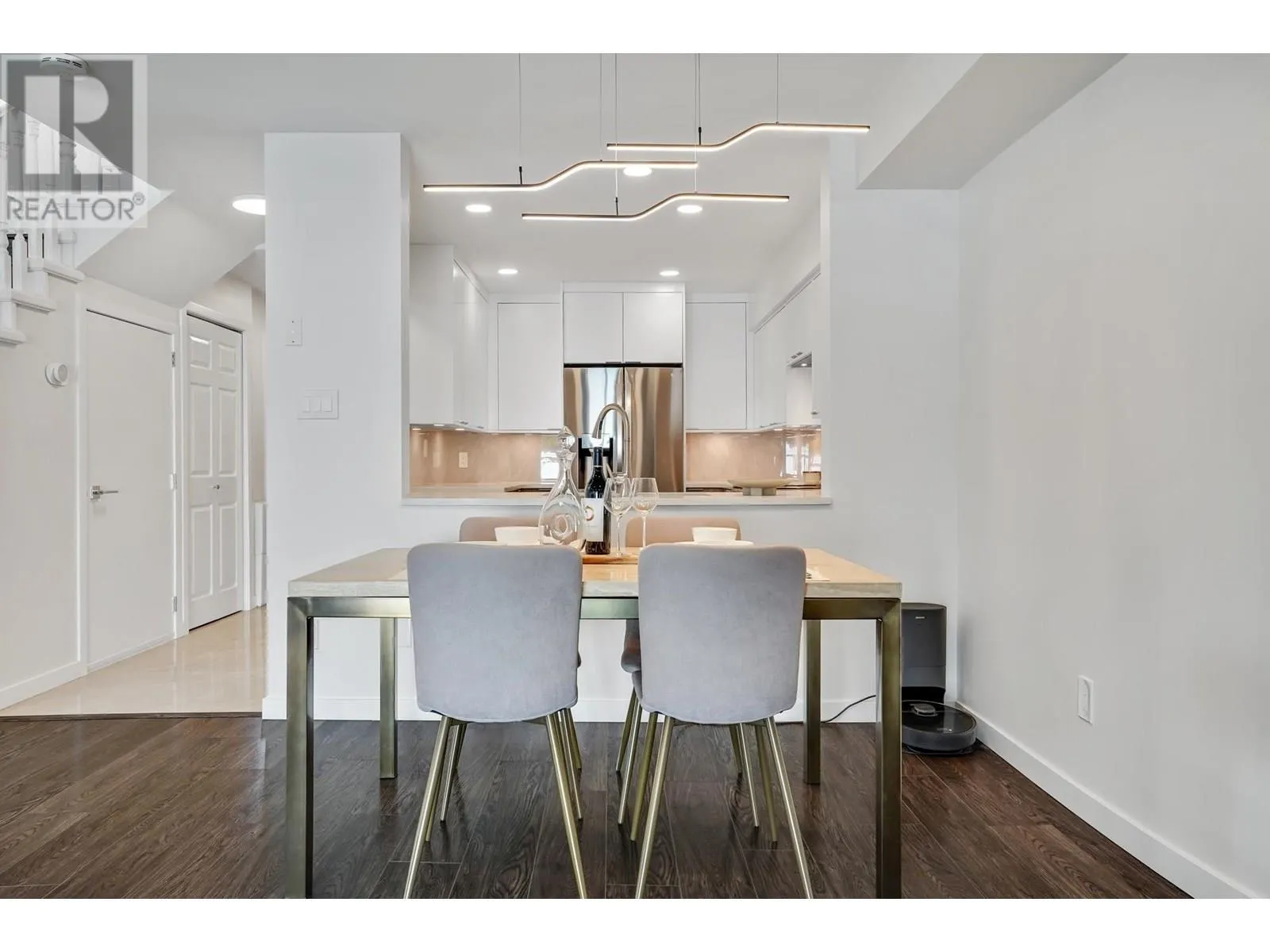 9 7760 MINORU BOULEVARD