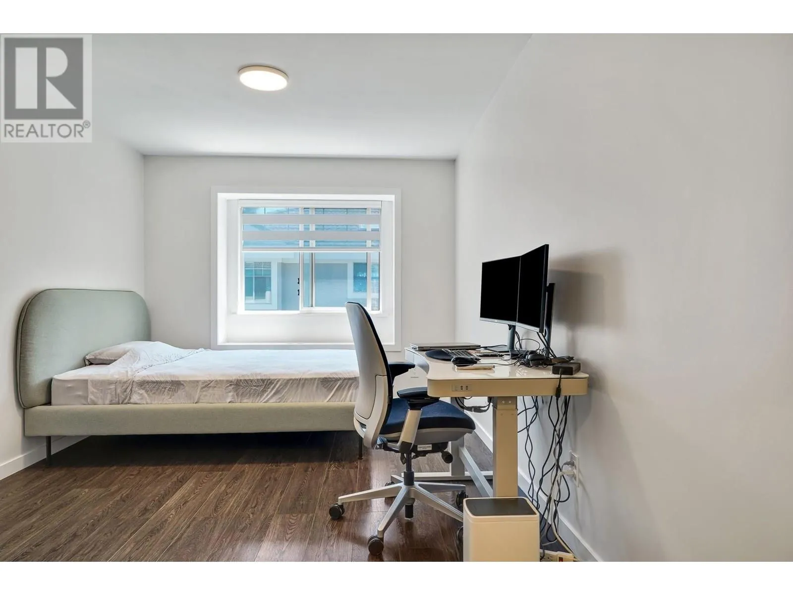 9 7760 MINORU BOULEVARD