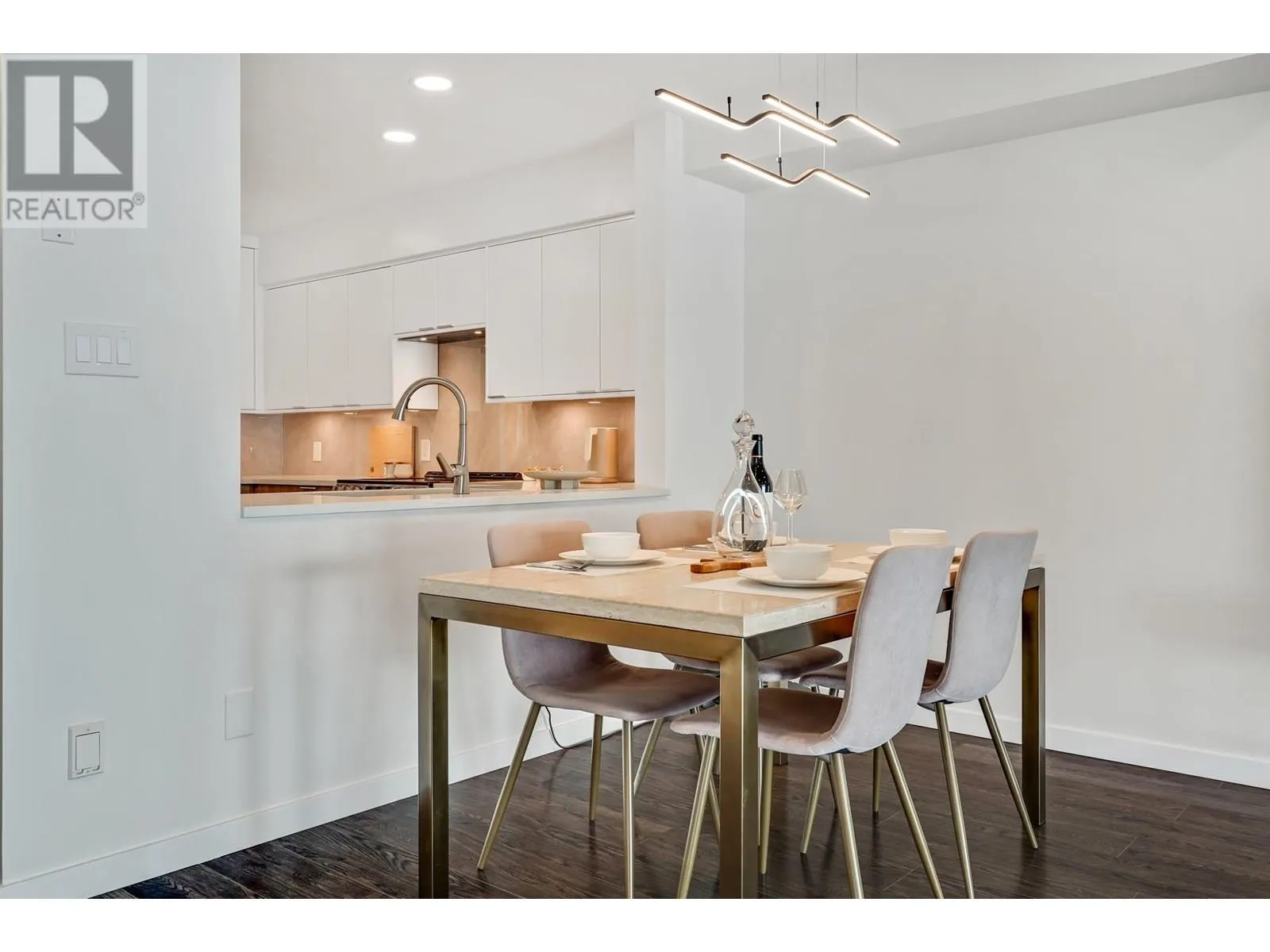 9 7760 MINORU BOULEVARD